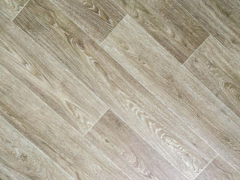 Linoleum Flooring Replacement in Tampa, FL
